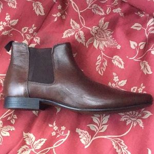Chelsea boots